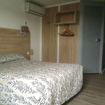 Les Tourrades Szálloda